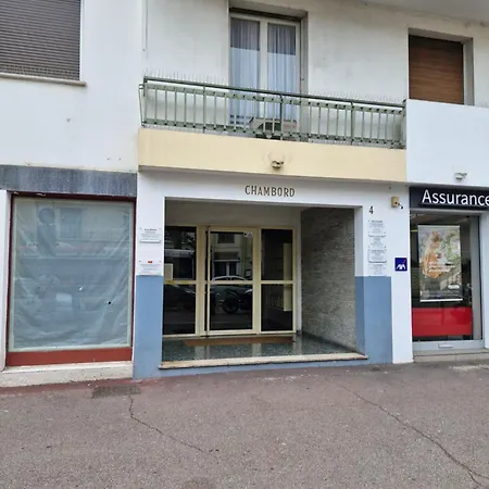 Famillial Avec Toutes Commodites Du Centre Apartment