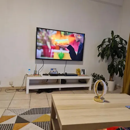 Appartement Famillial Avec Toutes Commodites Du Centre